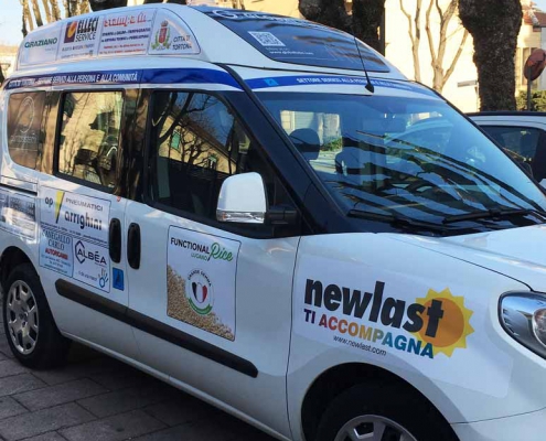 Fiat Doblò con Sponsor Newlast